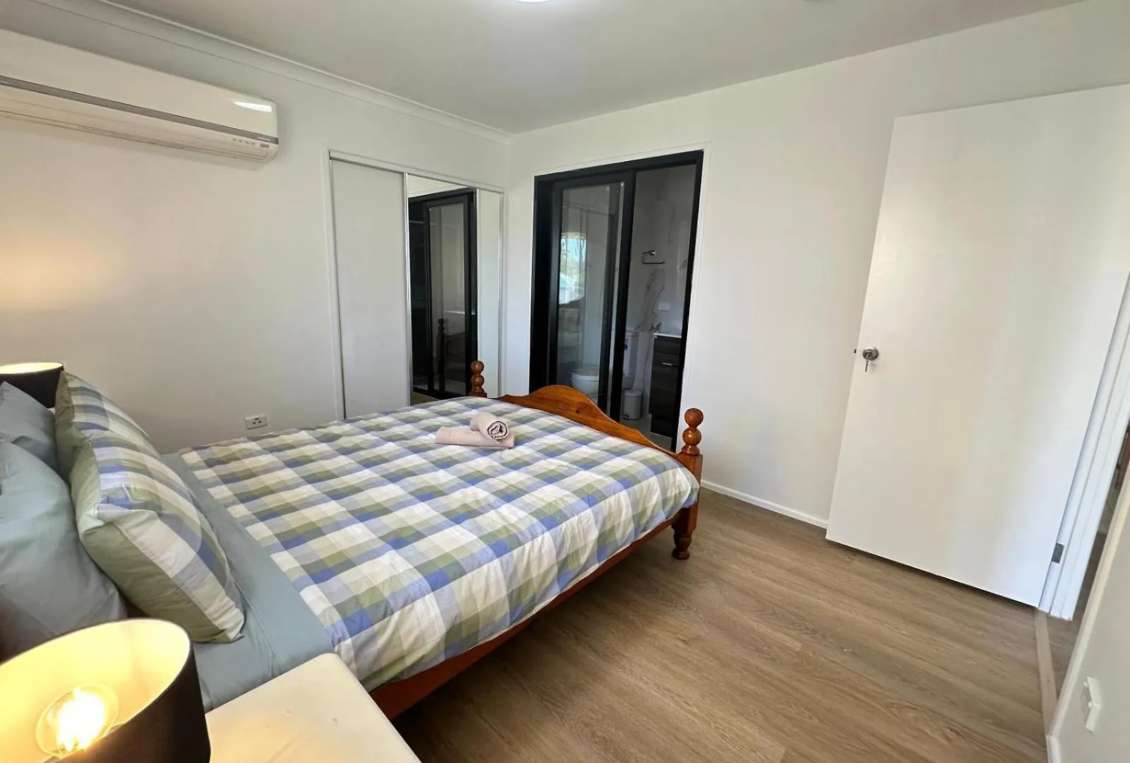 3Br Cozy Sunnybank Hills Home Brisbane 0*,  Australia